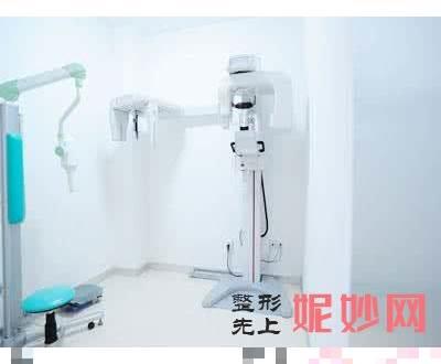 北京爵冠口腔医院王佐林：名医做出的假体隆鼻美容，手术费用实惠技术一流